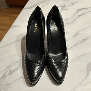 PRADA Black Snakeskin Heels 38 1/2